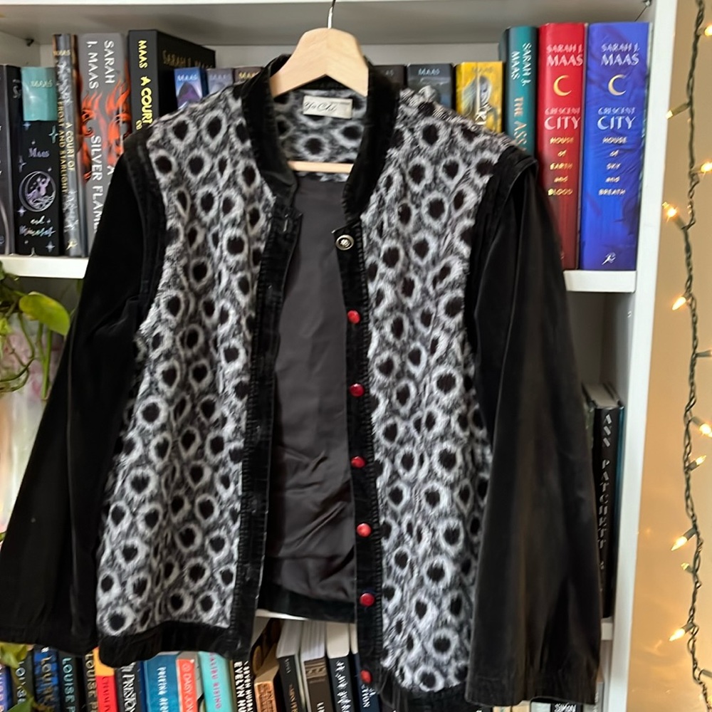Beautiful vintage coat